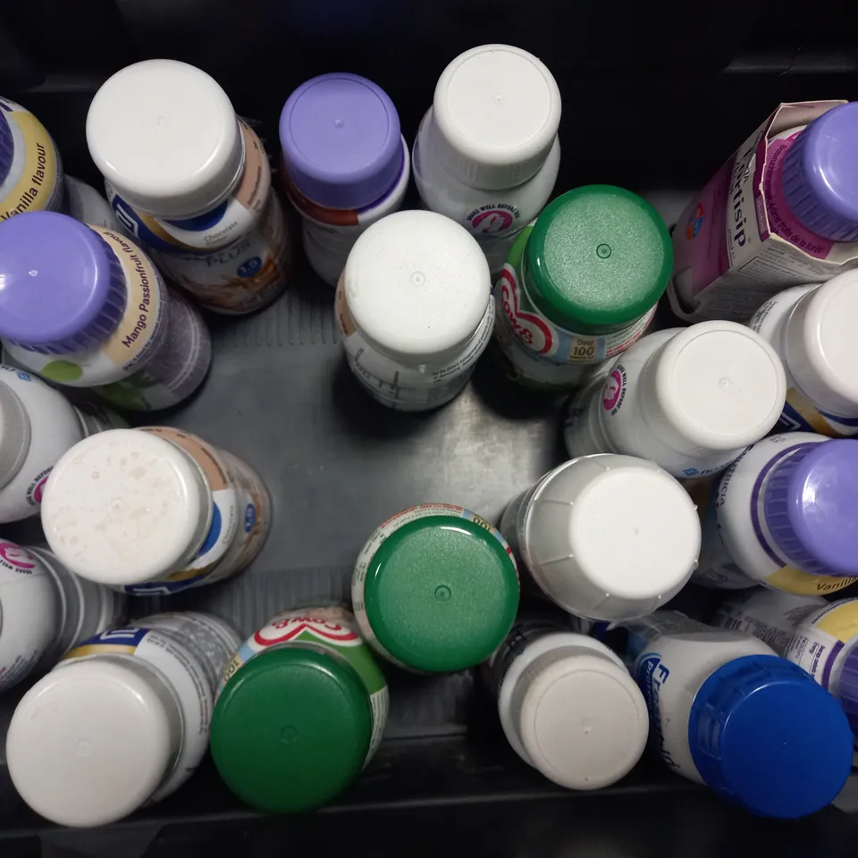 TOTE OF APPROX 12 ASSORTED FOOD ITEMS TO INCLUDE - COW & GATE FIRST INFANT MILK , ENSURE PLUS , NUTRICIA INFANTINE ETC