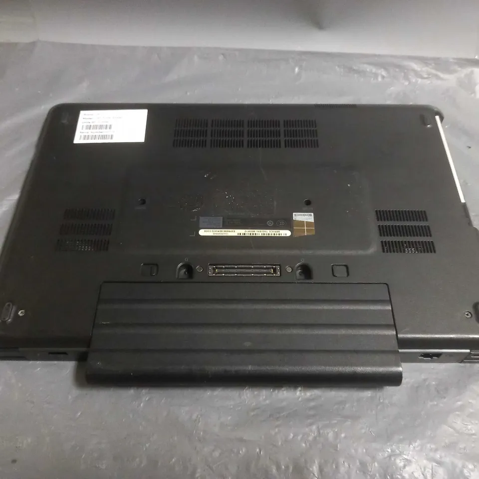 DELL LATITUDE E5540 LAPTOP