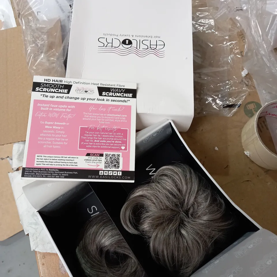 EASILOCKS SET OF 2 SCRUNCHIES LIGHT GREY