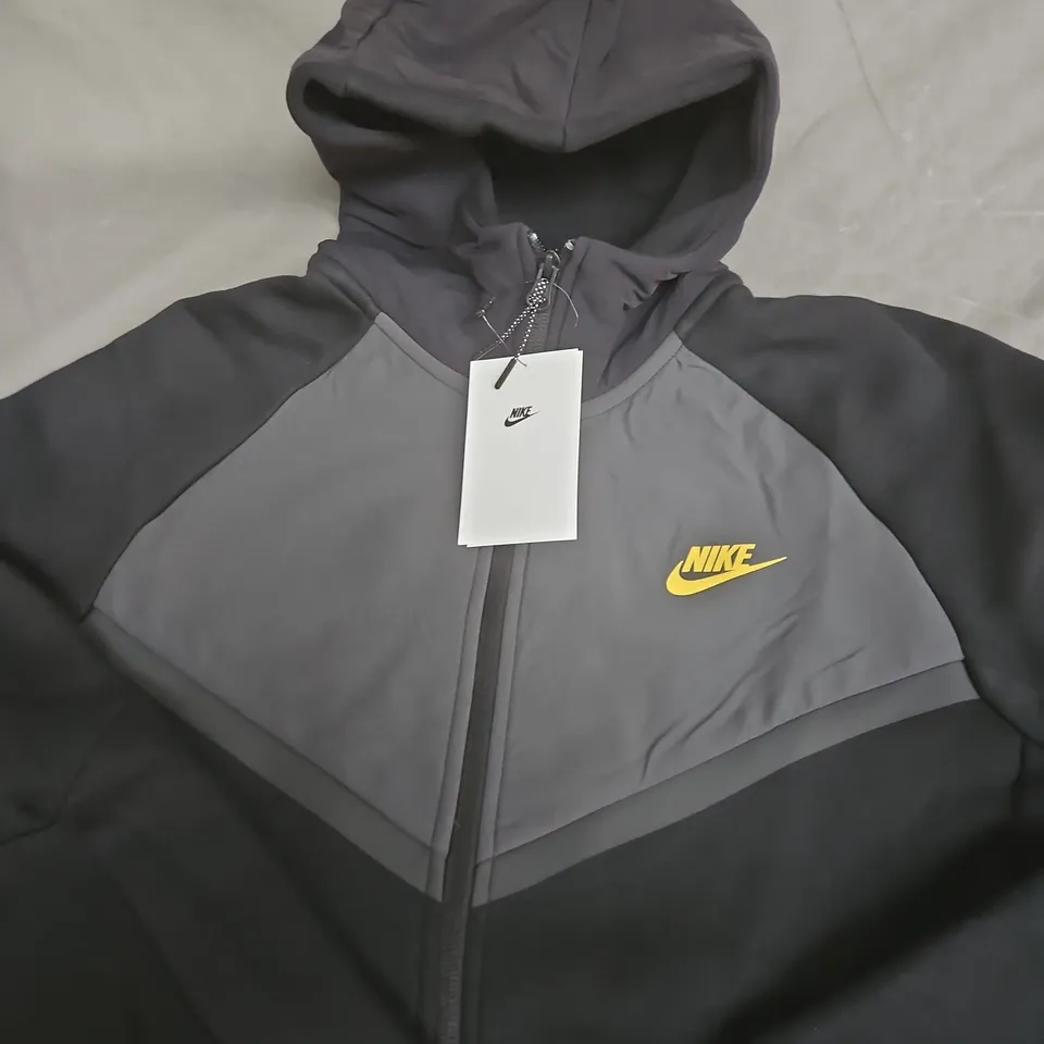 NIKE HOODED JACKET – BLACK & GREY WITH YELLOW SWOOSH - SIZE SMALL