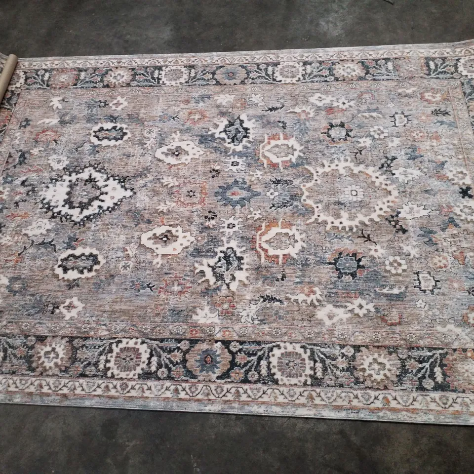 BRAND NEW JAIPUR LIVING VANADEY INARI RUG IN WHITE PEPPER/BLUE MIRAGE - 5'3"×7'6" 