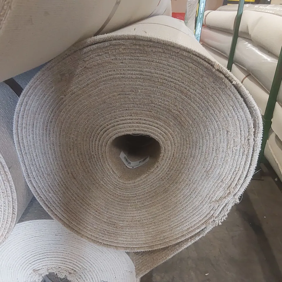 ROLL OF QUALITY HEATHCOTE RIB CARPET - APPROXIMATELY 5 x 29.41m