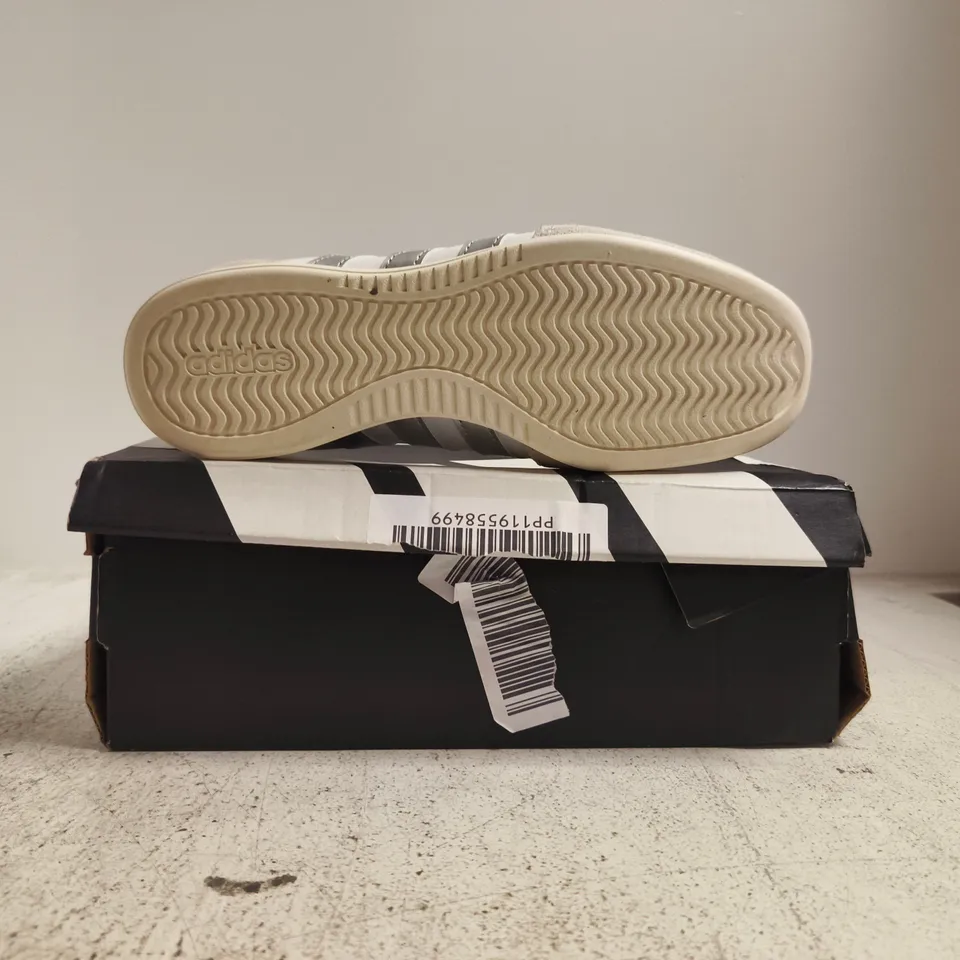 BOXED PAIR OF ADIDAS BARREDA MARY JANE SHOES IN WHITE/SILVER SIZE UK 6