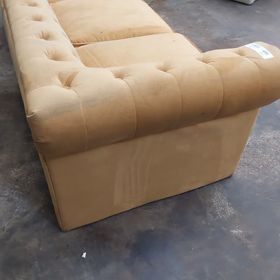 DESIGNER THREE SEATER CHESTERFIELD SOFA GOLD PLUSH FABRIC 