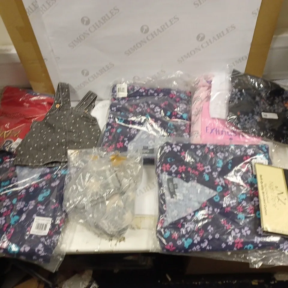 LOT OF APPROXIMATELY 10 PIECES OF ASSORTED CLOTHING ITEMS TO INCLUDE HAPPY SMILE SLEEVETOP, OVERSIZED CHECK PONCHO, AND SASSY UNDERWEAR ETC. 