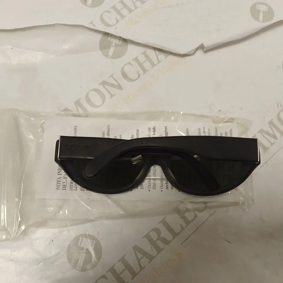 APPROXIMATELY 10 DIERRE POLICE SUNGLASSES - 1326/703