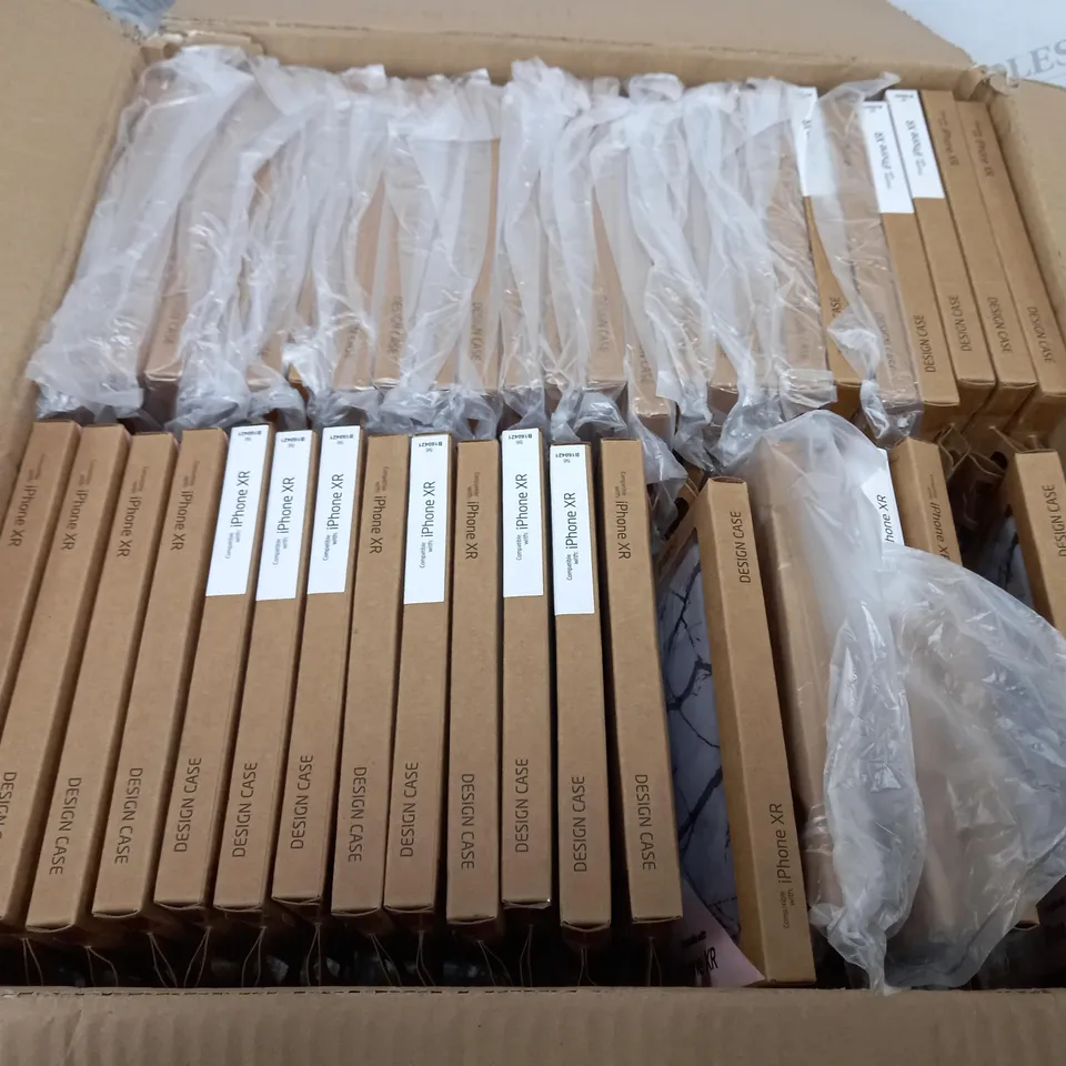 BOX OF 90 BRAND NEW GROOV-E IPHONE XR MARBLE DESIGN CASES