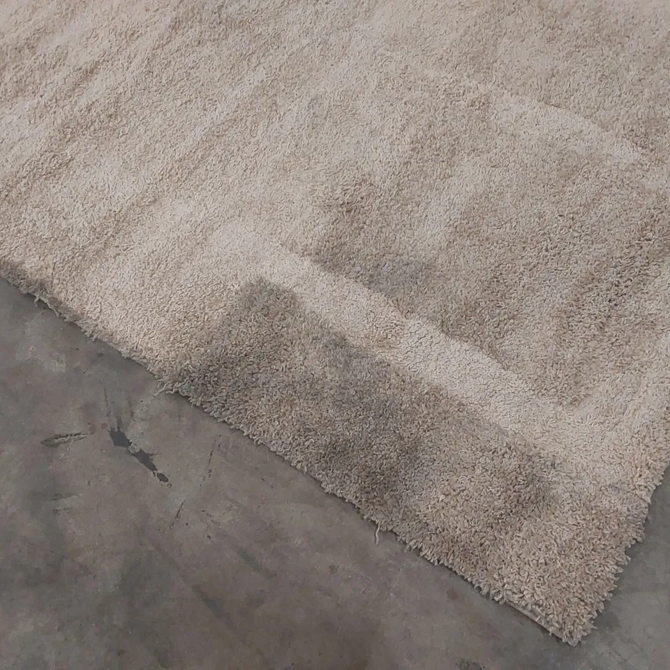 QUALITY DESIGNER AREA RUG - APPROXIMATELY 290 x 200cm