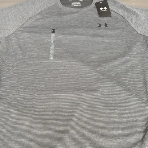 UNDER ARMOUR CASUAL TEE - LARGE