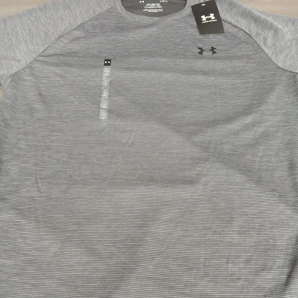 UNDER ARMOUR CASUAL TEE - LARGE