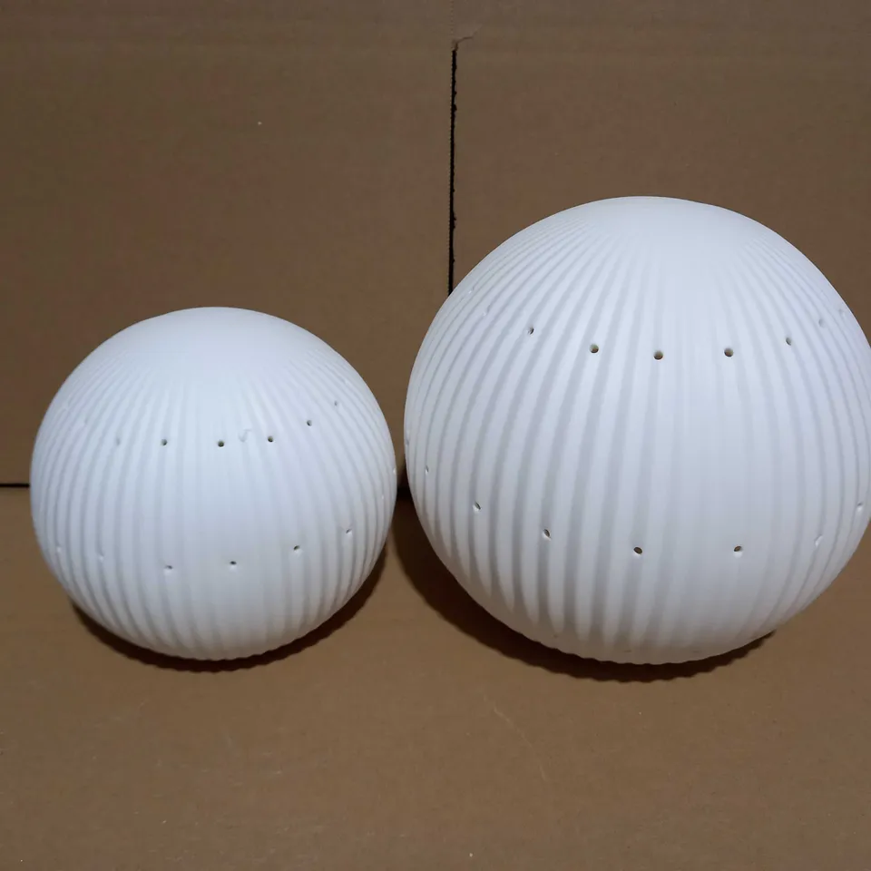 K BY KELLY HOPPEN SET OF CERAMIC LIGHT UP ORNAMENTS