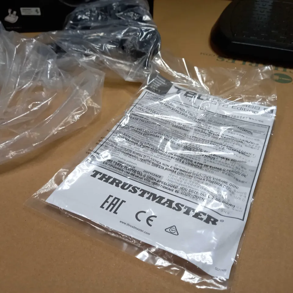 BOXED THRUSTMASTER T80 FERARI 488