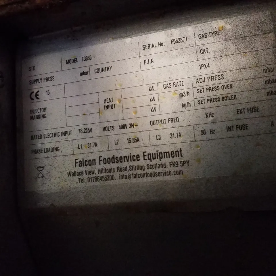 FALCON DOMINATOR PLUS E3860 TWIN BASKET FRYER