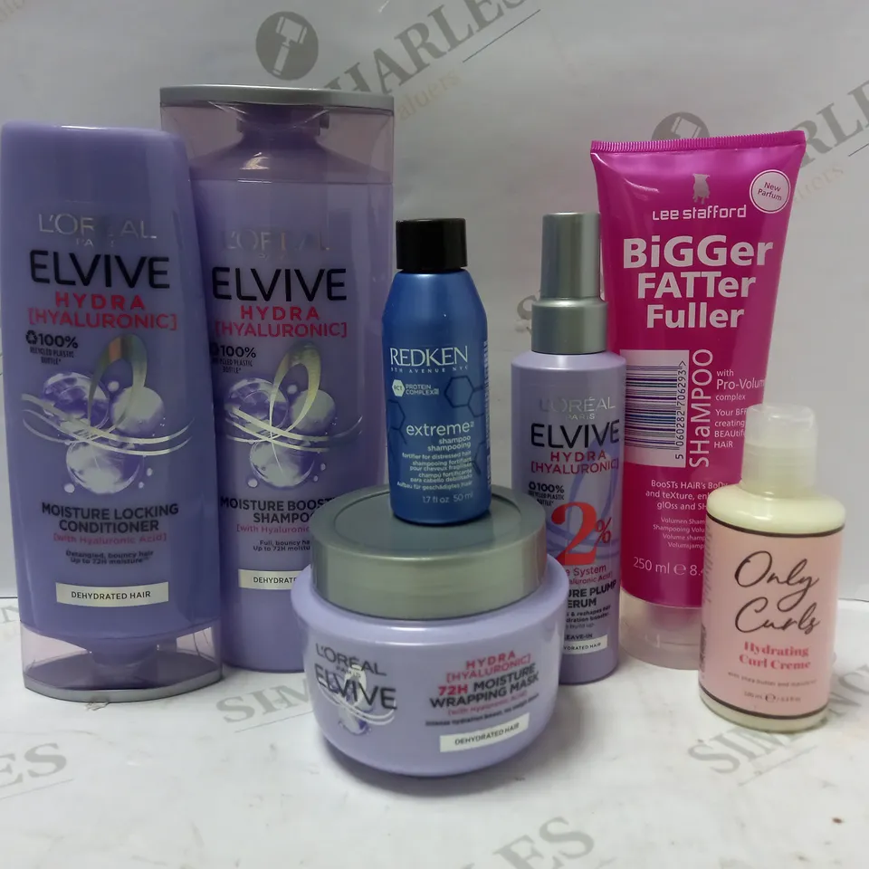 LOT OF APPROX 7 ASSORTED HAIRCARE PRODUCTS TO INCLUDE L'OREAL ELVIVE MOISTURE LOCKING CONDITIONER, ONLY CURLS CURL CREME, REDKEN EXTREME SHAMPOO, ETC 