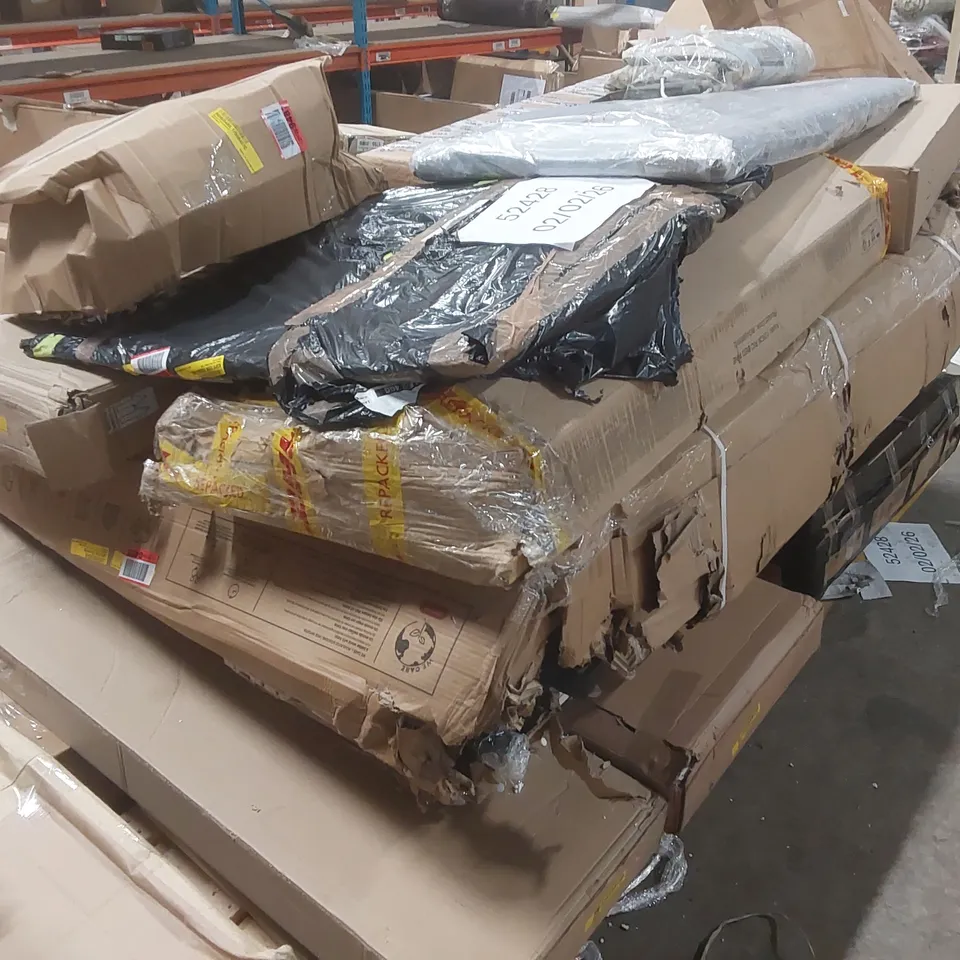 PALLET CONTAINING A LARGE QUANTITY OF ASSORTED FURNITURE PARTS ECT