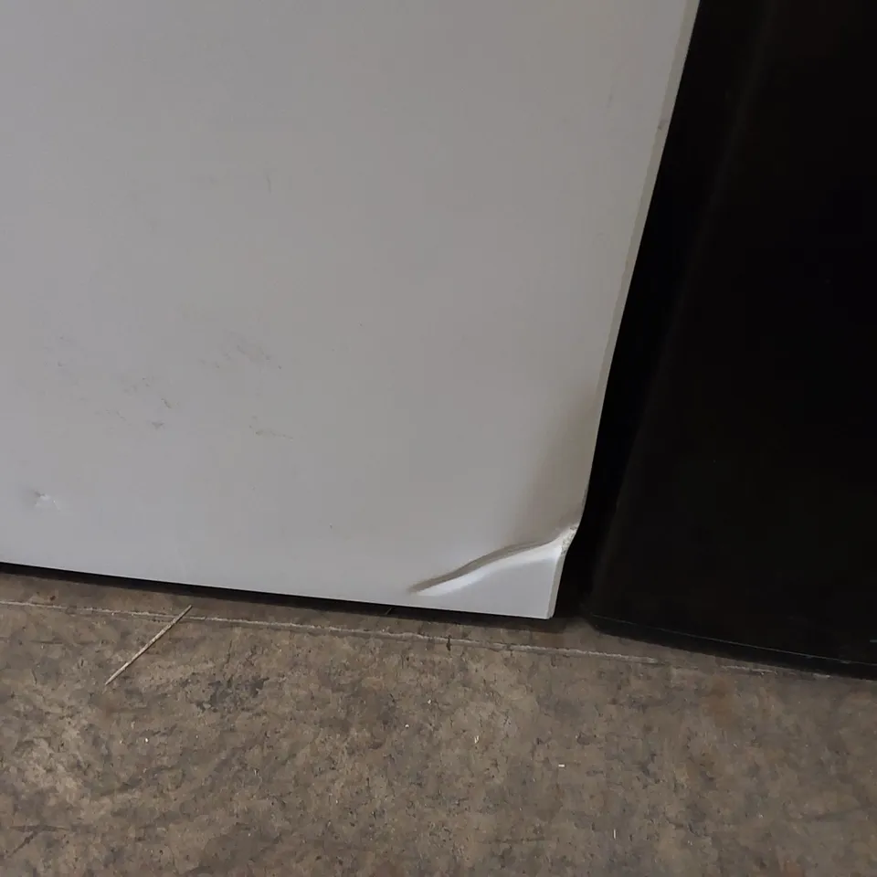 HISENSE RB327N4WW1 FRIDGE FREEZER 55CM FROST FREE - UNPROCESSED RAW RETURN 