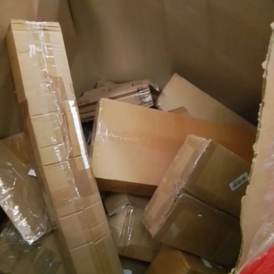 PALLET CONTAINING ASSORTED HOUSEHOLD & HOME IMPROVEMENT PRODUCTS. INCLUDES TOILET SEATS, PLASTIC PLANTER TRAYS, ASSORTED FURNITURE ETC