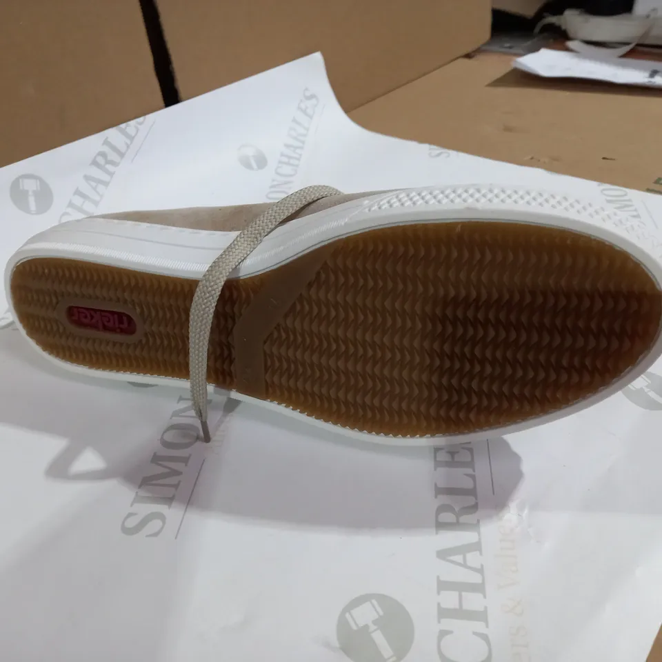 PAIR OF RIEKER GOLD SHIMMER PUMPS/TRAINERS - SIZE 8