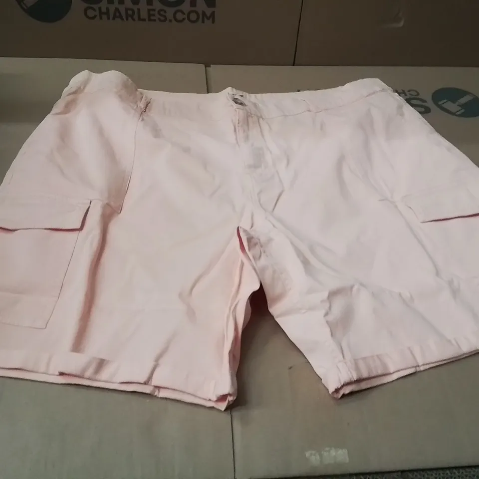 BOXED BRAND NEW APPROXIMATELY 21 JD WILLIAMS CARGO SHORTS PEACH SIZE 22