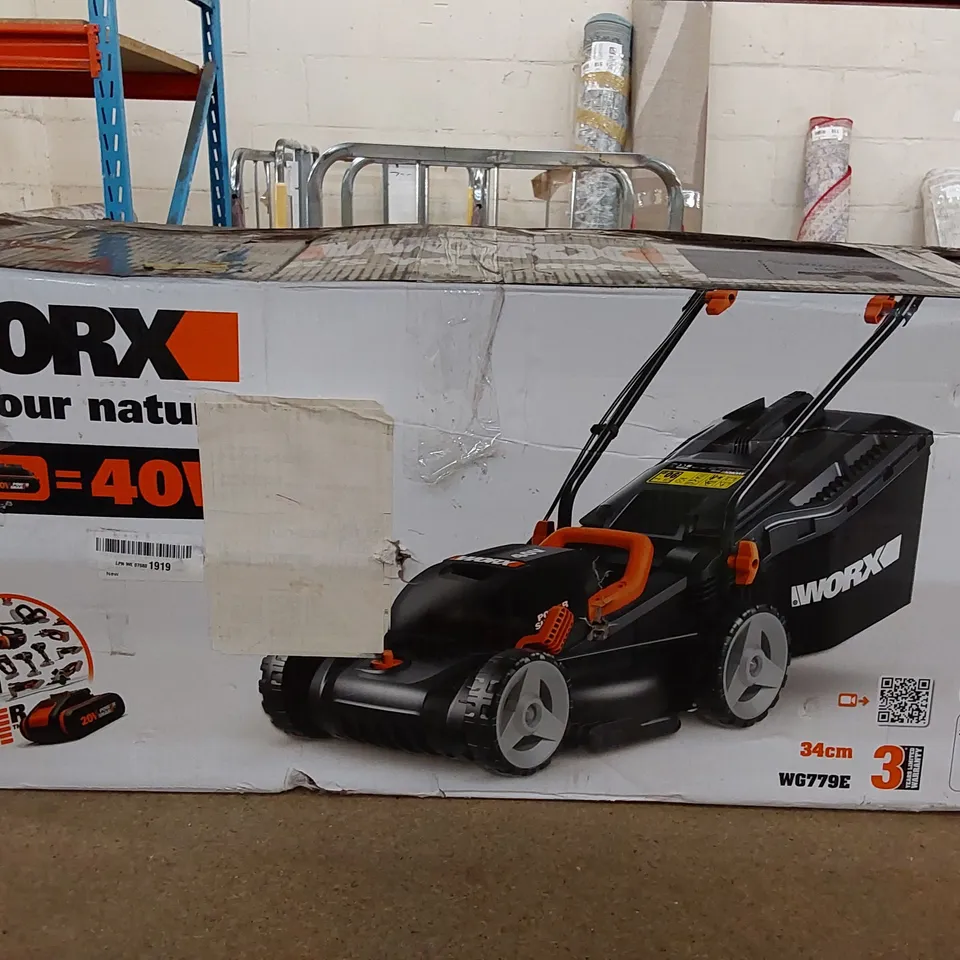 BOXED WORX 40V CORDLESS 34CM WG779E LAWN MOWER (1 BOX)