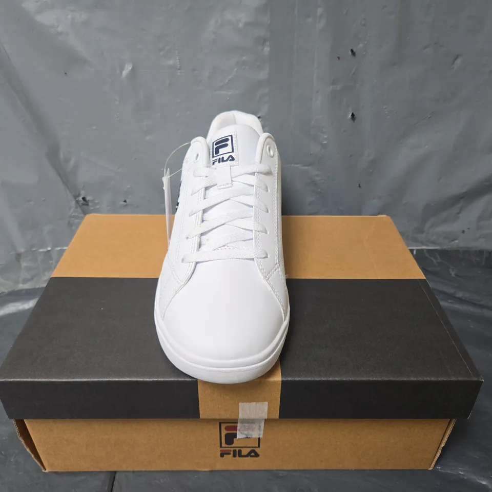 BOXED PAIR OF FILA CAMALFI TRAINERS IN WHITE - UK 7