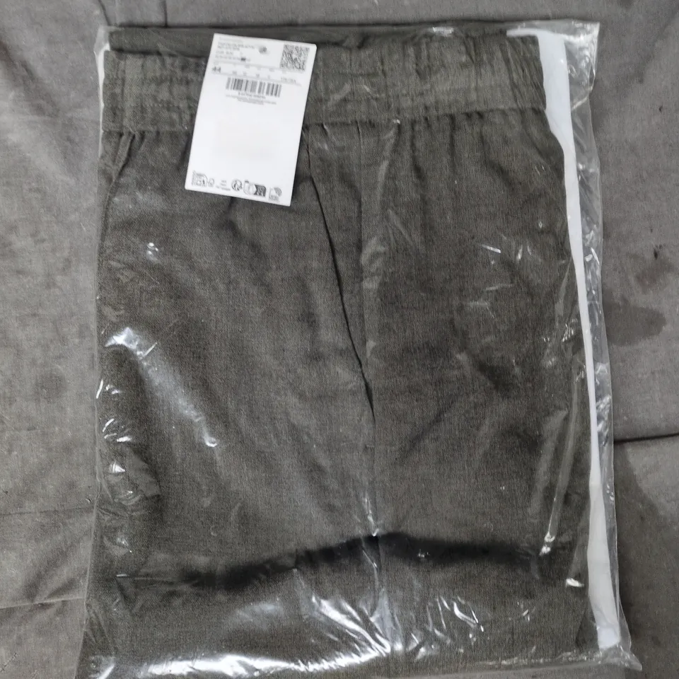BAGGED MANGO TROUSERS IN EARTH BROWN SIZE UK 16