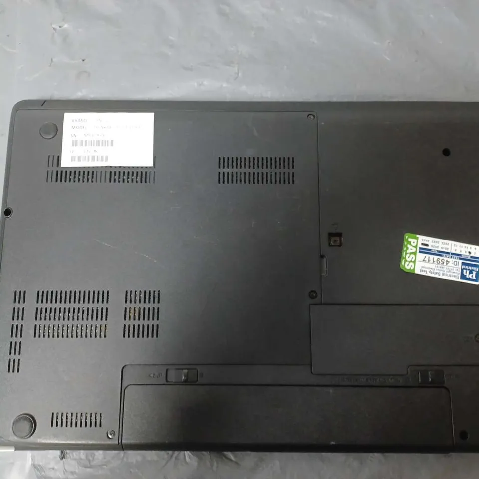 LENOVO THINKPAD EDGE E530C 15 INCH I5-3230M 2.60GHZ