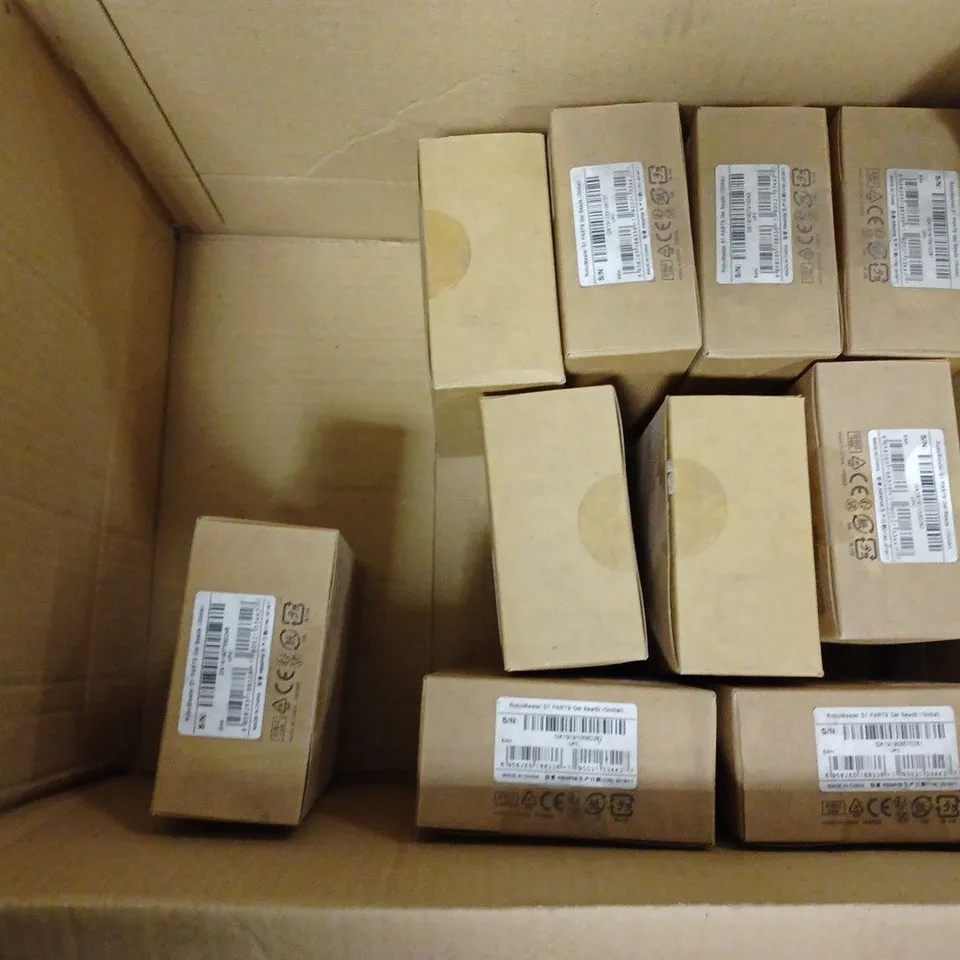 BOX OF APPROX 10 DJI ROBOMASTER S1 GEL BEADS FOR ROBOMASTER S1 COMBAT ROBOT