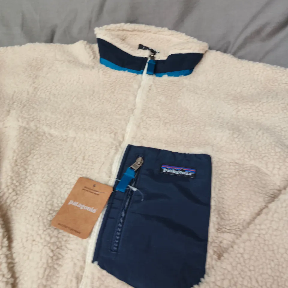 PATAGONIA FLEECE JACKET – SIZE L