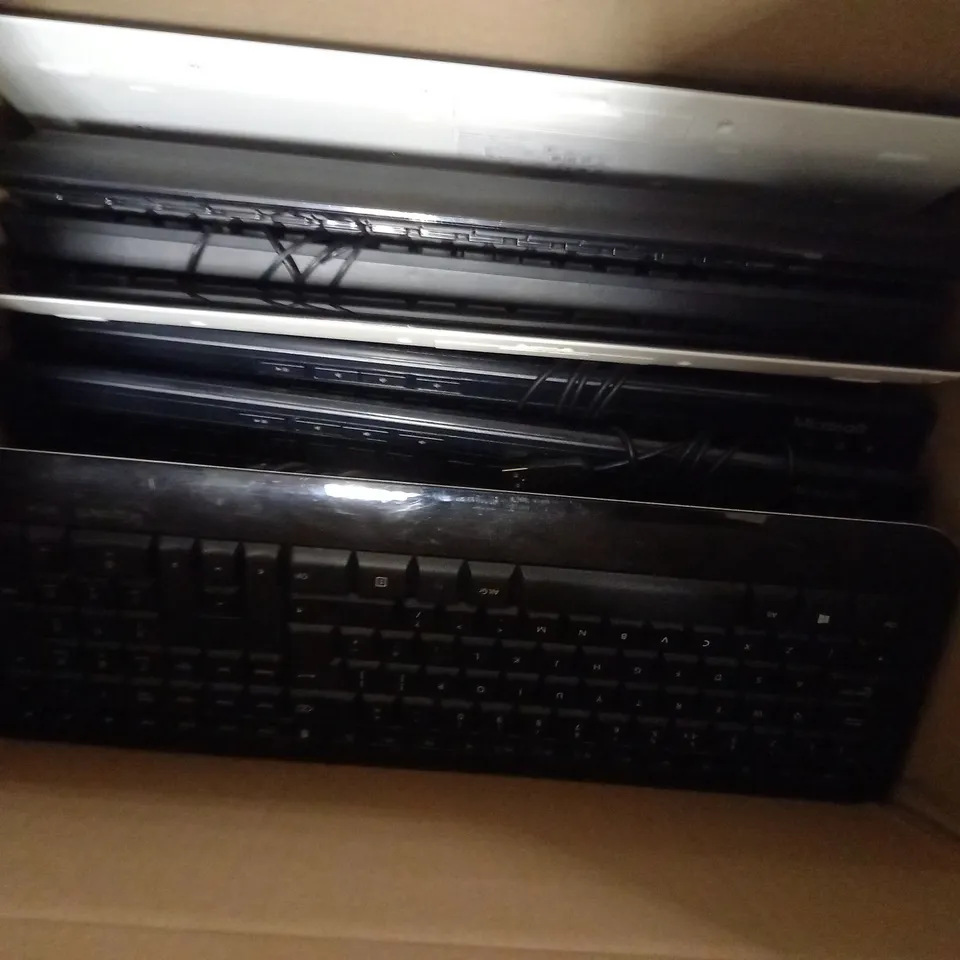 BOX OF APPROXIMATELY 15 ASSORTED KEYBOARDS TO INCLUDE - MICROSOFT , DELL