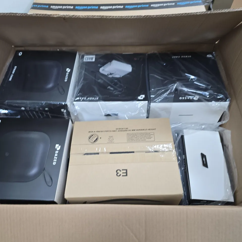 LARGE BOX OF APPROX 10 DAZED STASH CASE FOR OCULUS GO – BOXED
