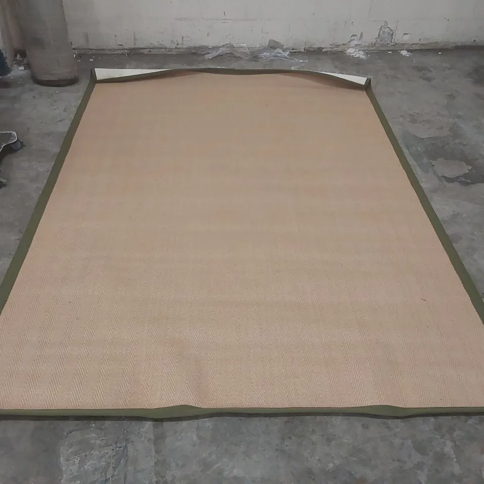 QUALITY DESIGNER AREA RUG - APPROXIMATELY 285 x 200cm