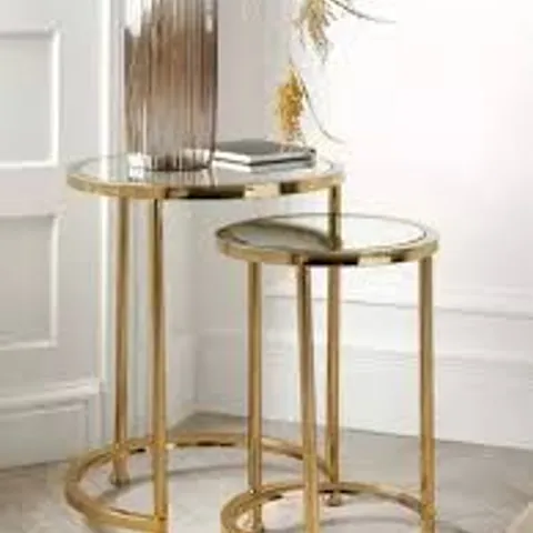 BOXED ARUBA NEST LAMP TABLE GOLD