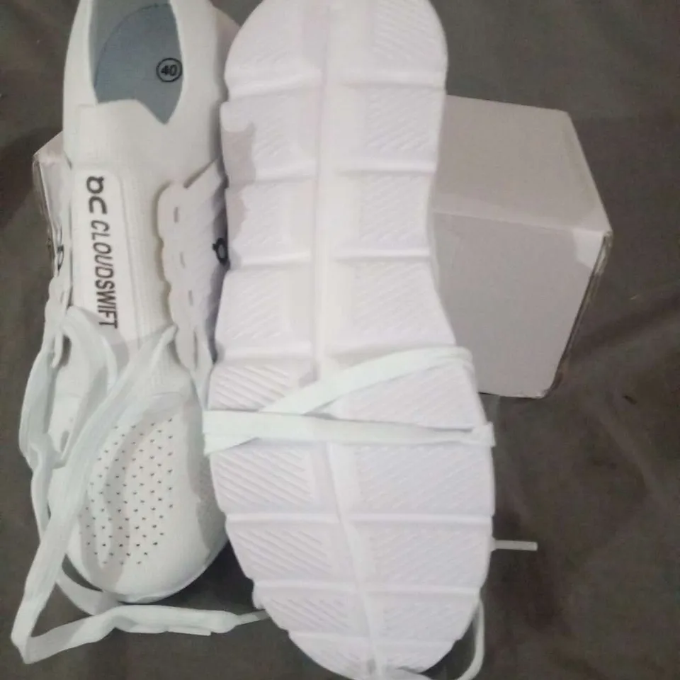 CLOUDSWIFT WHITE TRAINERS