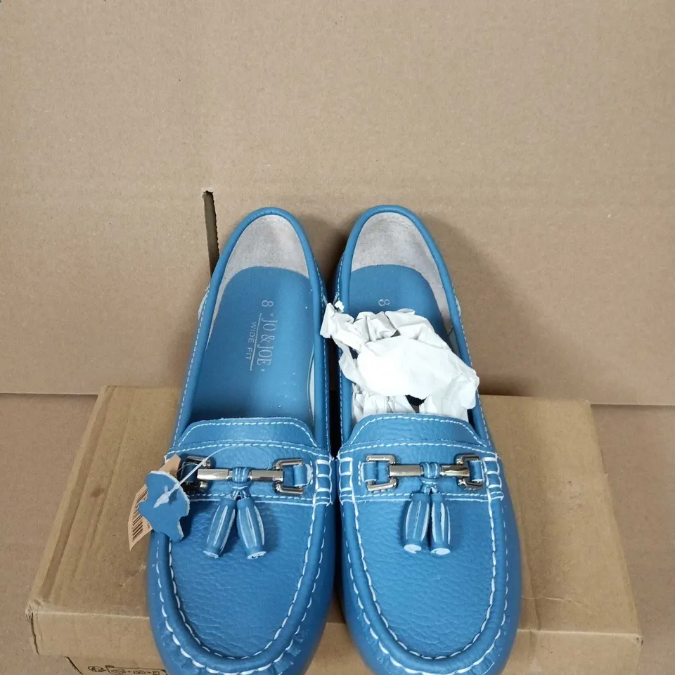 BOXED PAIR OF JO & JOE WOMENS FRENCH BLUE LEATHER LOAFERS - UK SIZE 8