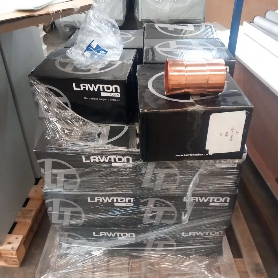 PALLET OF APPROXIMATELY 115 BRAND NEW LAWTON TUBES JET RANGE JET BRAZING REDUCED COPPER TEE'S 108 X 108 X 54MM