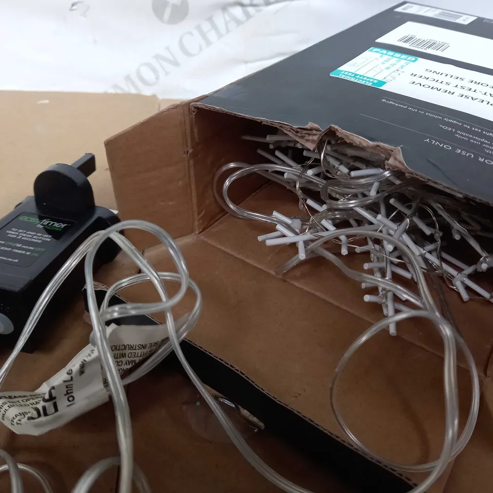 JOHN LEWIS SNOWFLAKE LIGHT ICE WHITE LEDS