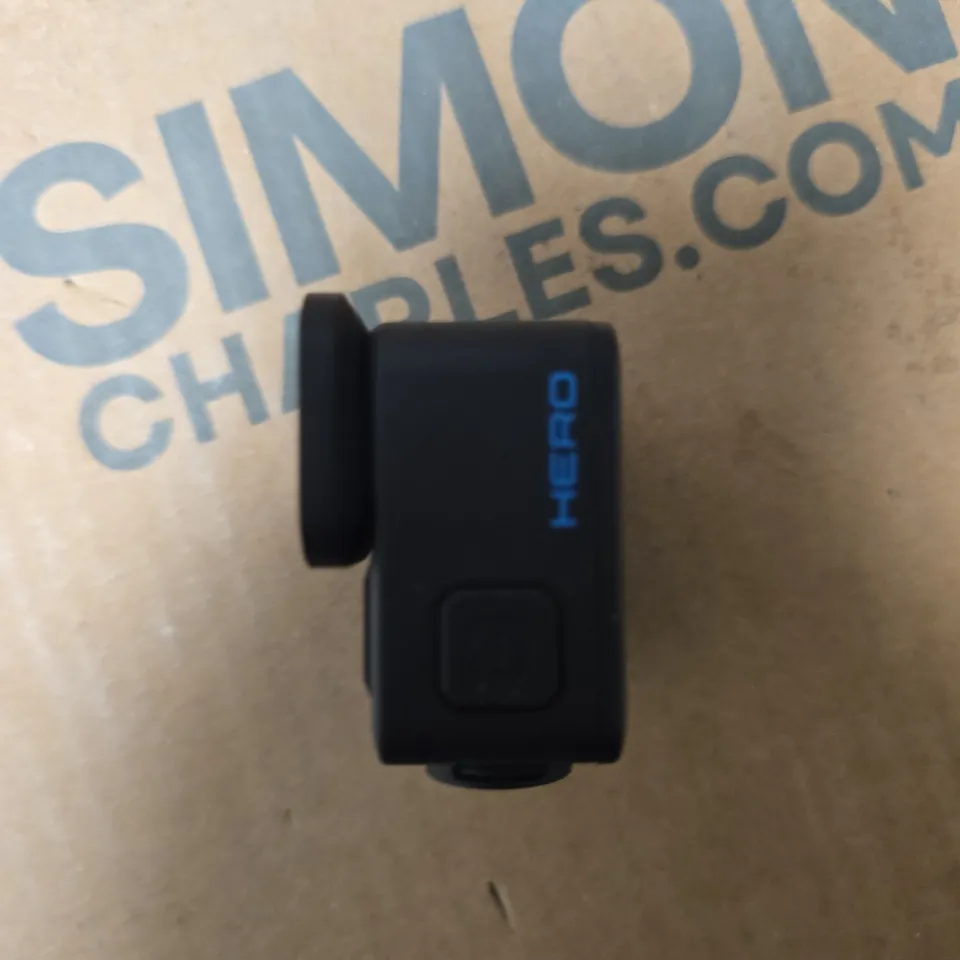 GOPRO HERO ACTION CAMERA - BLACK (BOXED WITH ORIGINAL PACKAGING)