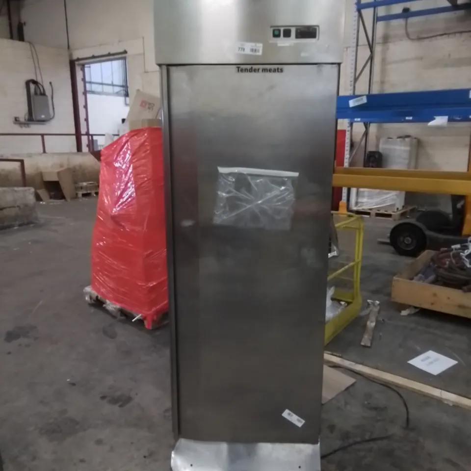 COMMERCIAL STAINLESS SINGLE-DOOR REFRIGERATED MEAT STORAGE UNIT