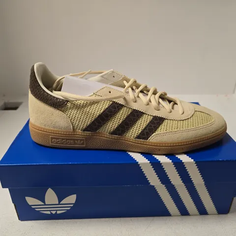 ADIDAS HANDBALL SPEZIAL UK 9.5 BOXED