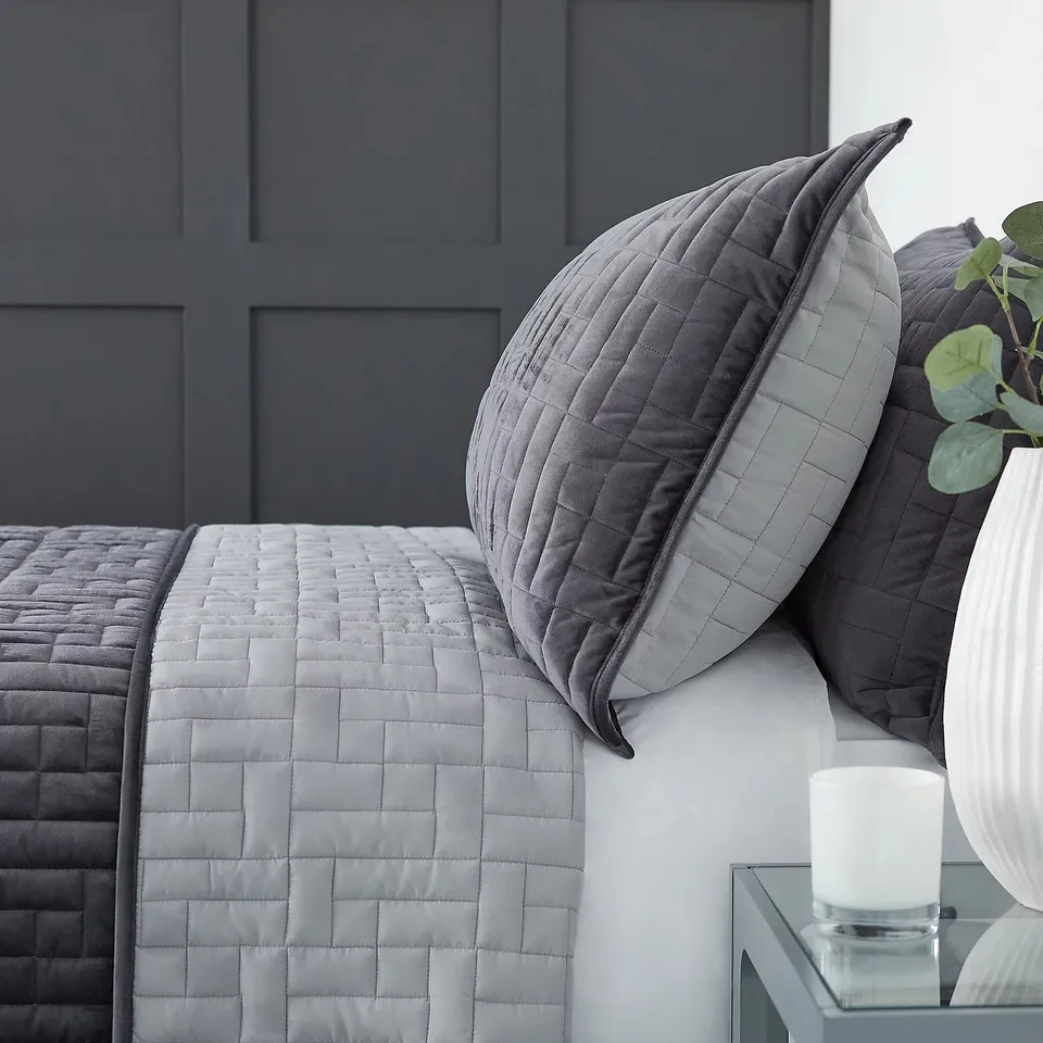 K BY KELLY HOPPEN LUXURY VELVET REVERSIBLE FILLED BEDSPREAD AND SET OF 2 SHAMS