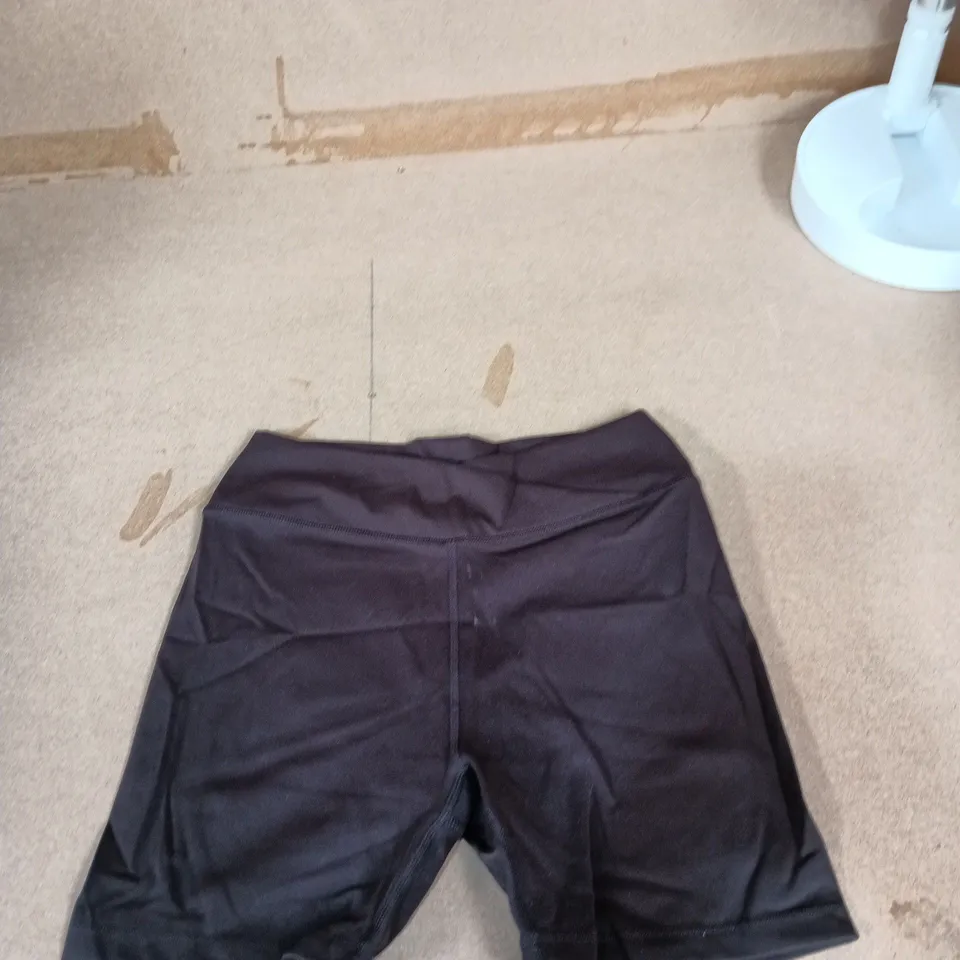 TALA DAYFLEX WRAP HIGH WAIST SHORTS – AMERICANO, SIZE MEDIUM