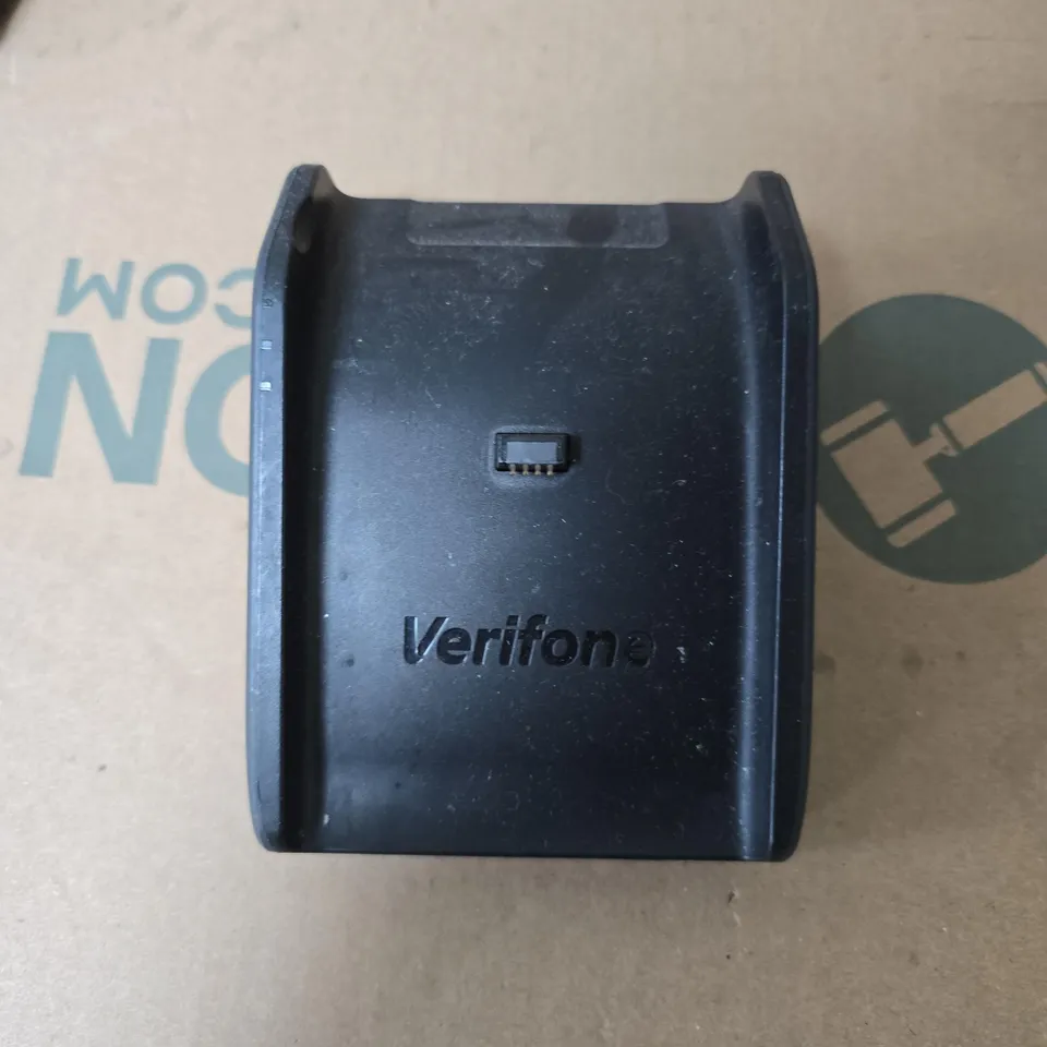 VERIFONE V240M HANDHELD PAYMENT TERMINAL WITH CHARGING CRADLE 