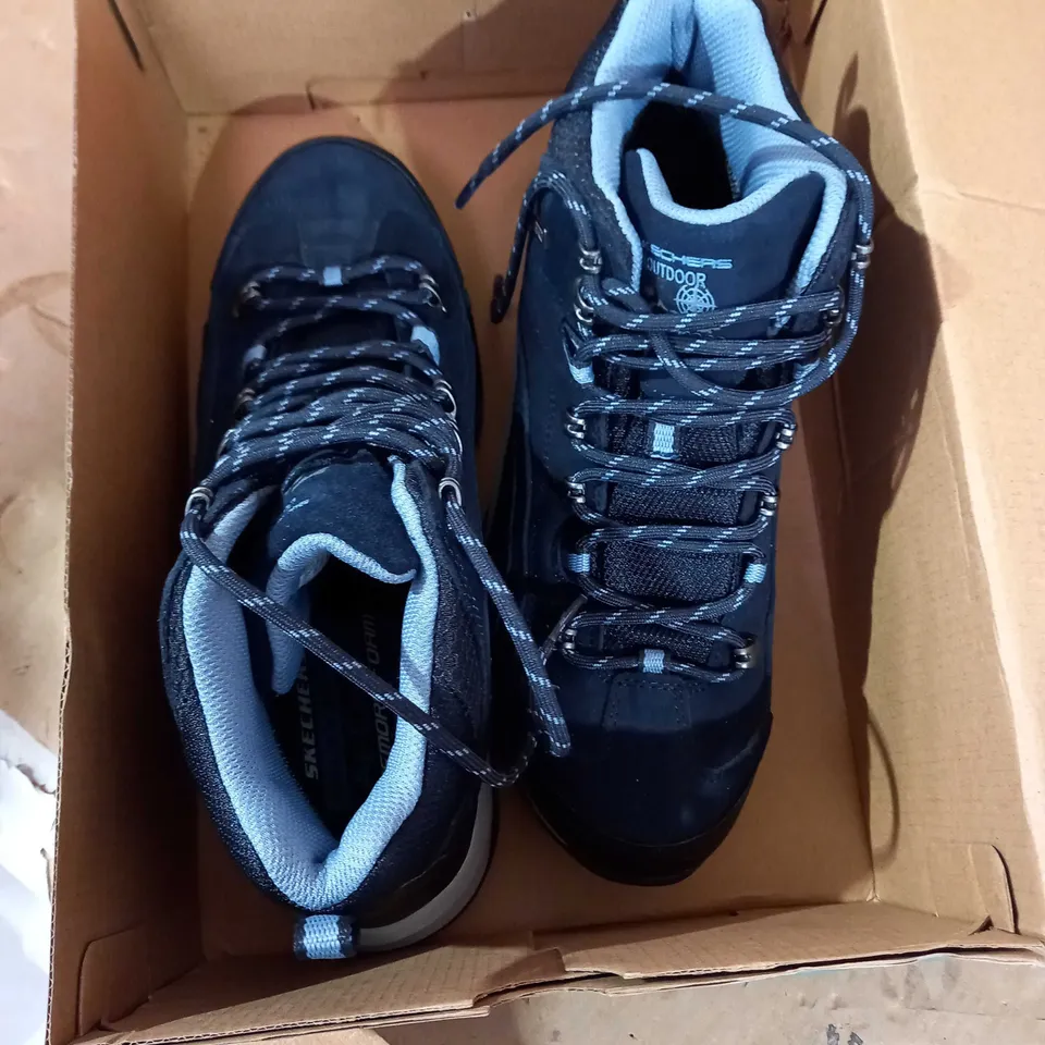 SKECHERS TREGO ALPINE TRAIL WATERPROOF BOOT SIZE UK 7