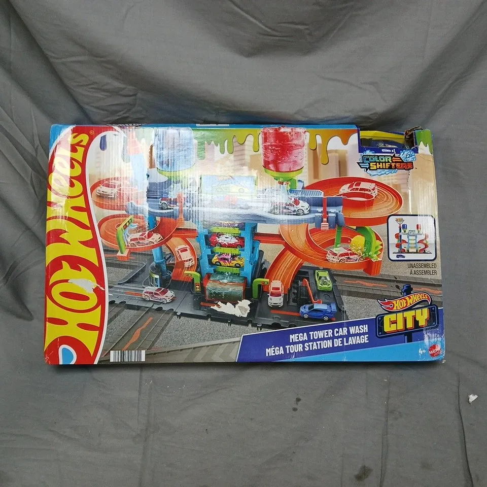 HOT WHEELS MEGA TOWER CAR WASH 