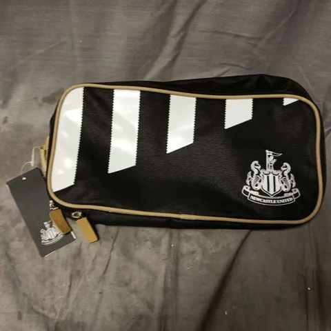 NEWCASTLE UNITED OFFICIAL MERCHANDISE BOOT BAG