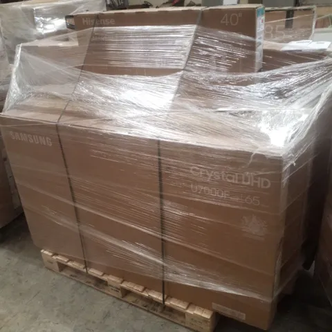 PALLET CONTAINING APPROXIMATELY 8 ASSORTED DAMAGED TVS