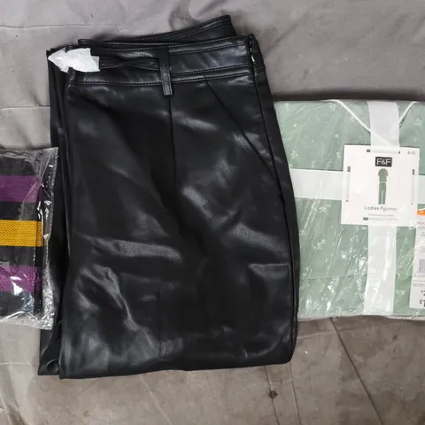 APPROXIMATELY 20 ASSORTED CLOTHING AND FASHION PRODUCTS IN VARIOUS STYLES AND SIZES - COLLECTION ONLY