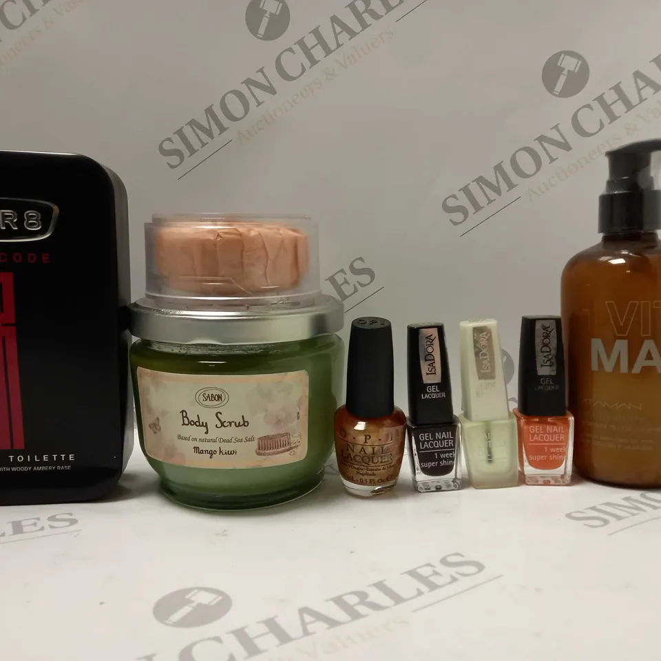 BOX OF APPROX 10 ASSORTED BEAUTY PRODUCTS TO INCLUDE STR8 RED CODE EAU DE TOILETTE, O.P.I NAIL LAQUER, VITAMAN SCALP TREATMENT, ETC 