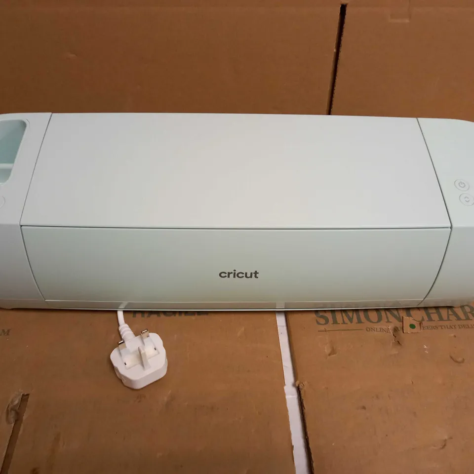 CRICUT EXPLORE 3 MATERIAL CUTTER - MINT GREEN